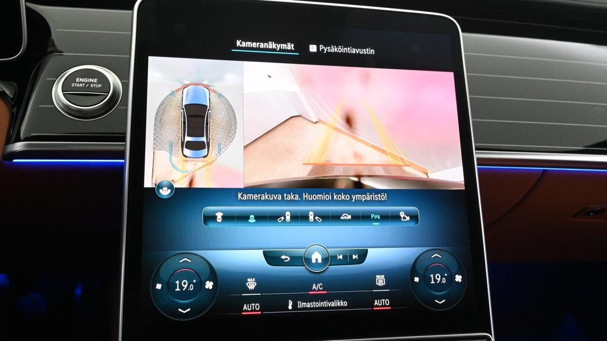 MERCEDES-BENZ S 2022