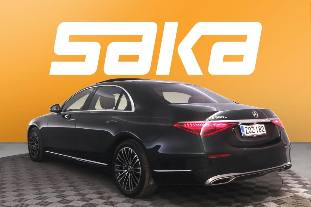 MERCEDES-BENZ S 2022