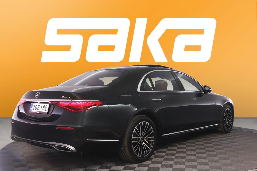 MERCEDES-BENZ S 2022