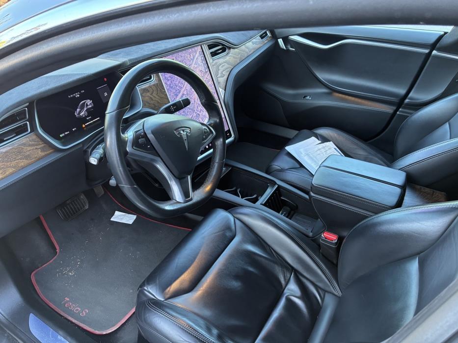TESLA Model S 2017