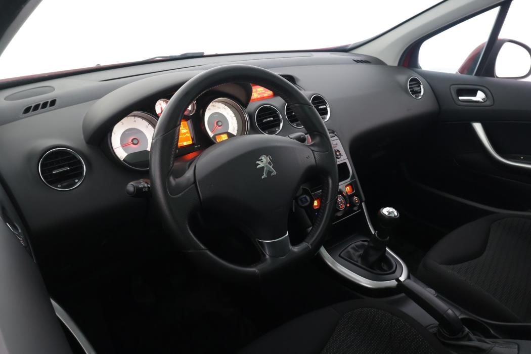 PEUGEOT 308 2012