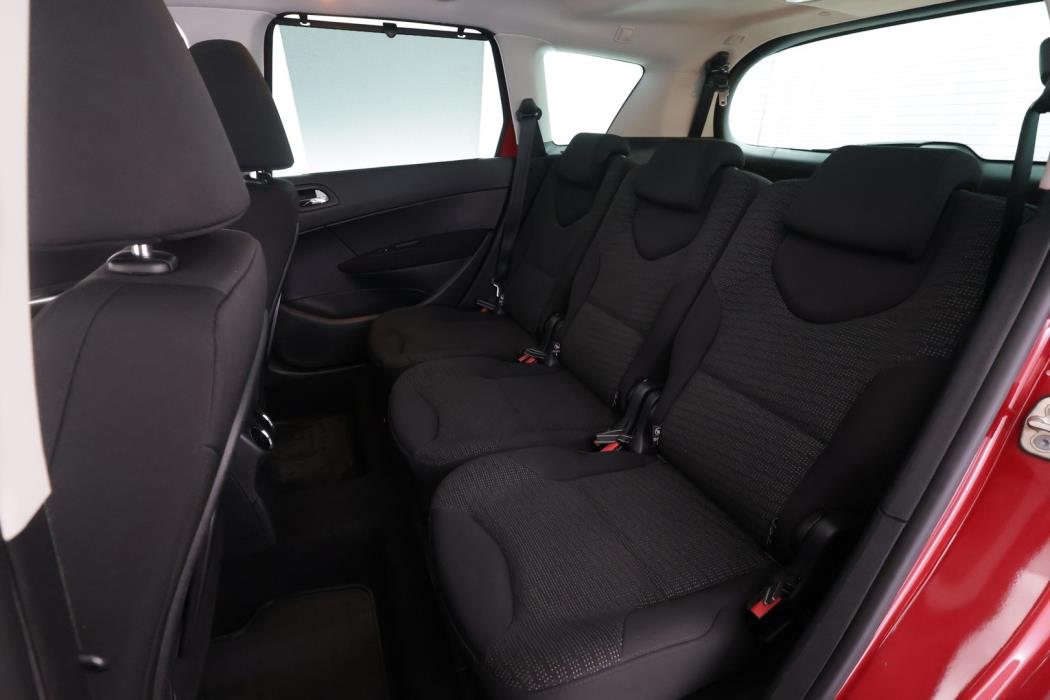PEUGEOT 308 2012
