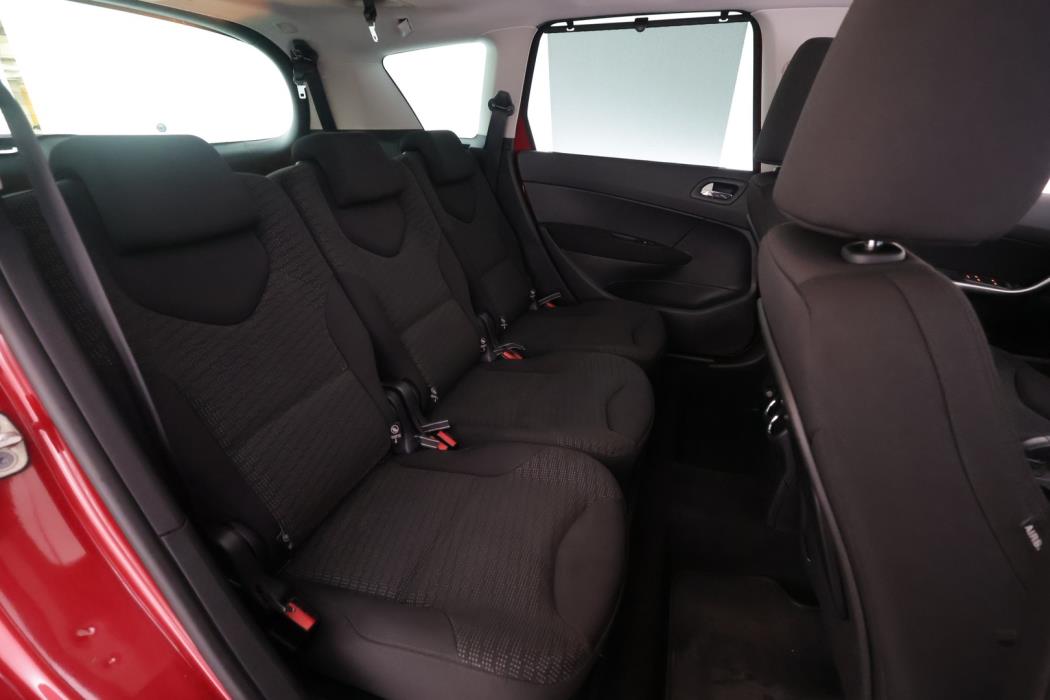 PEUGEOT 308 2012