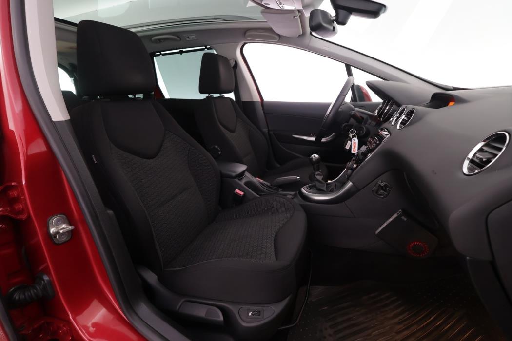 PEUGEOT 308 2012