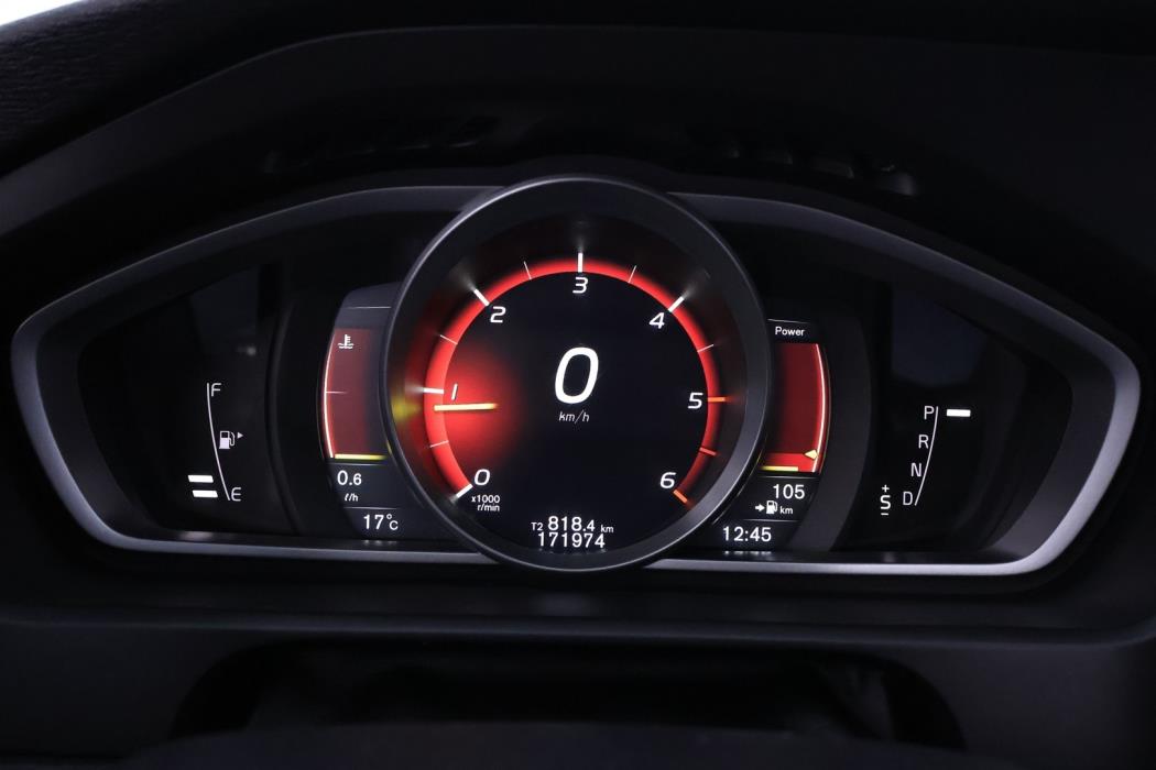 VOLVO V40 Cross Country 2018