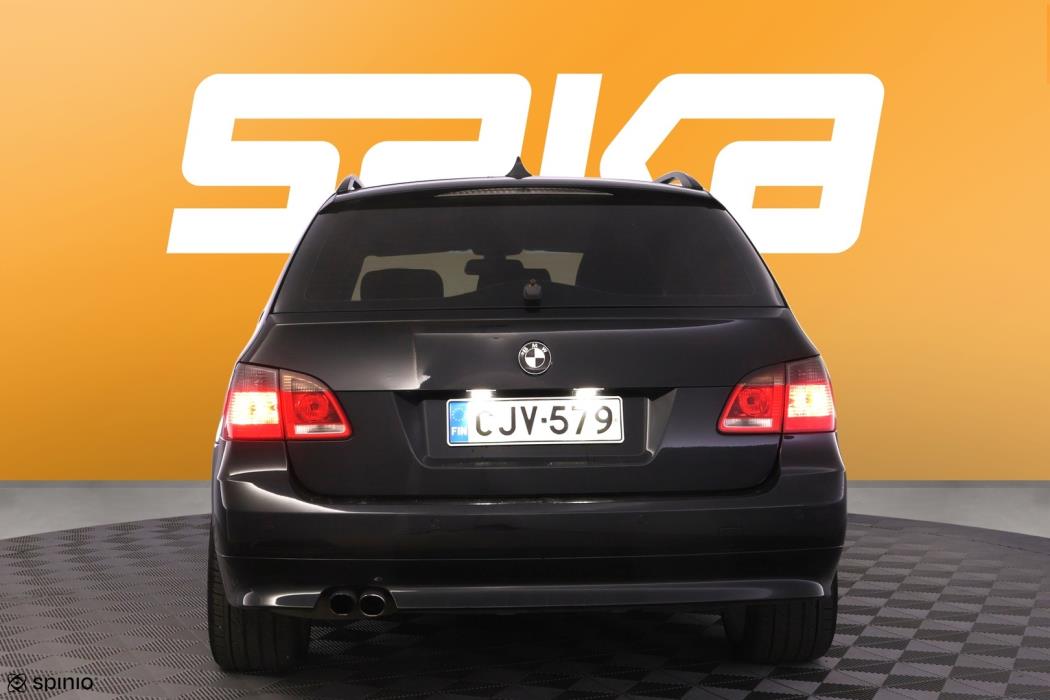 BMW 525 2004