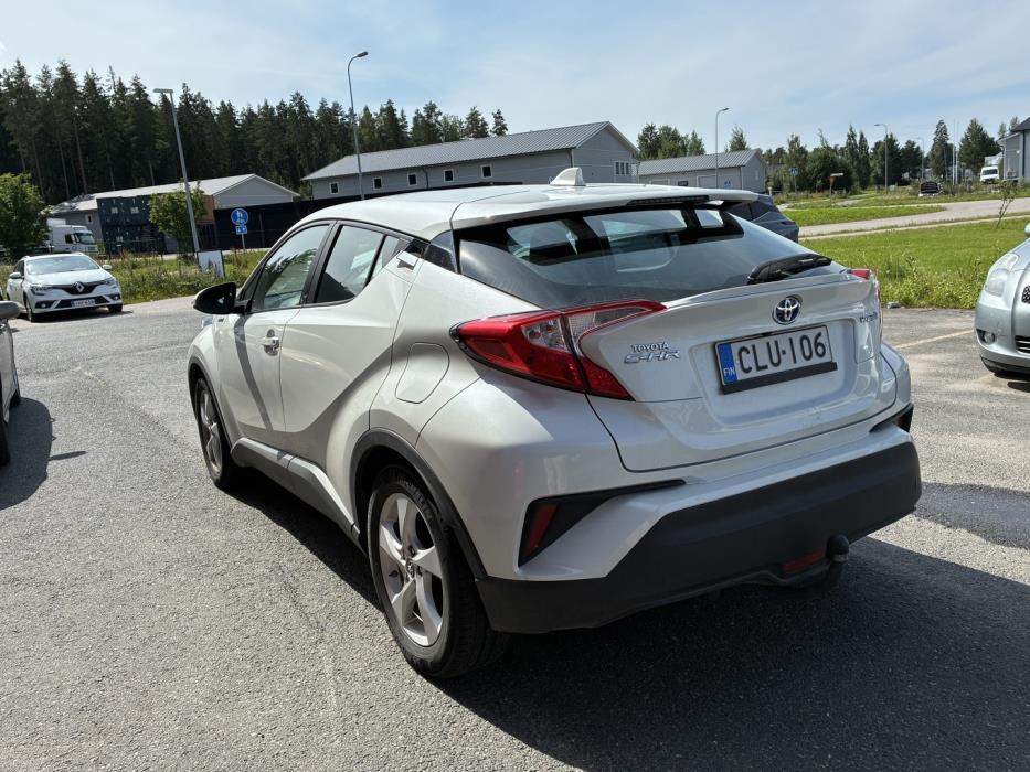 TOYOTA C-HR 2018