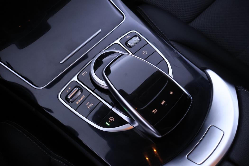 MERCEDES-BENZ C 2017