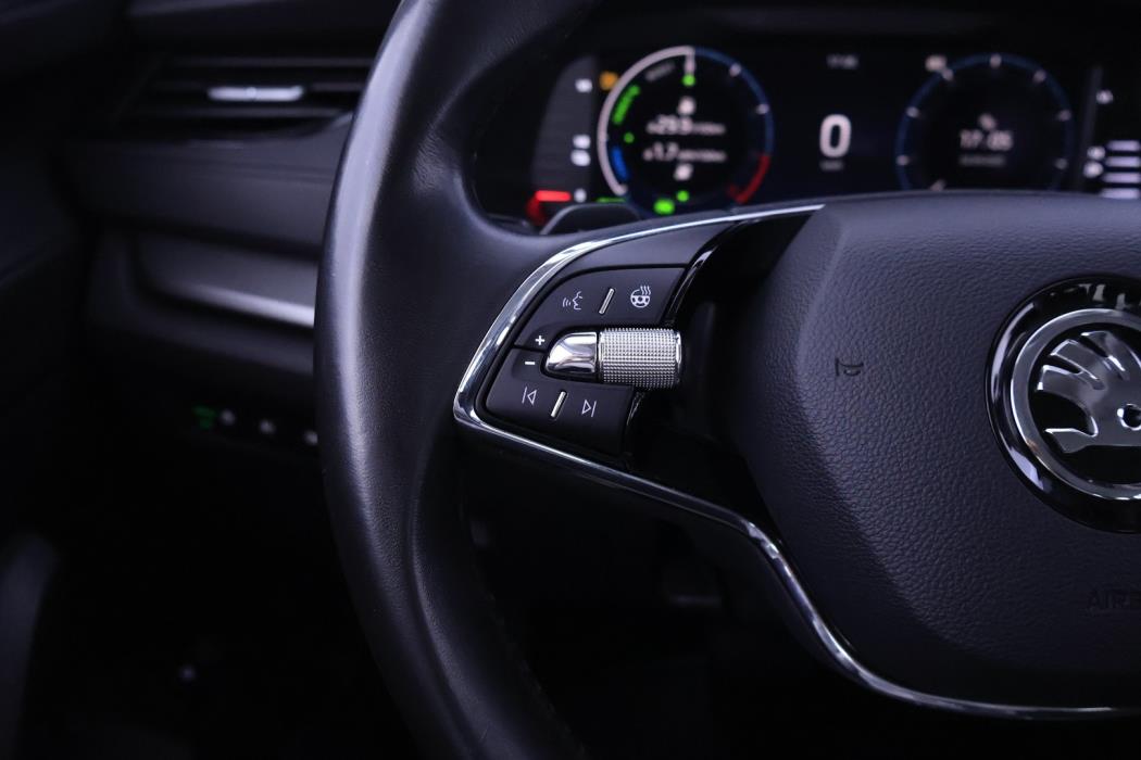 SKODA Octavia 2021