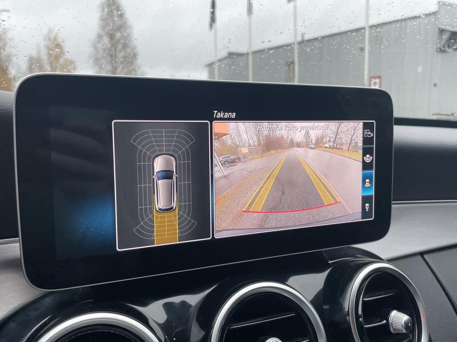 MERCEDES-BENZ C 2020