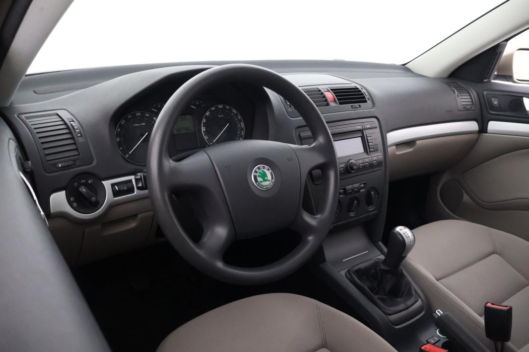 SKODA Octavia 2005