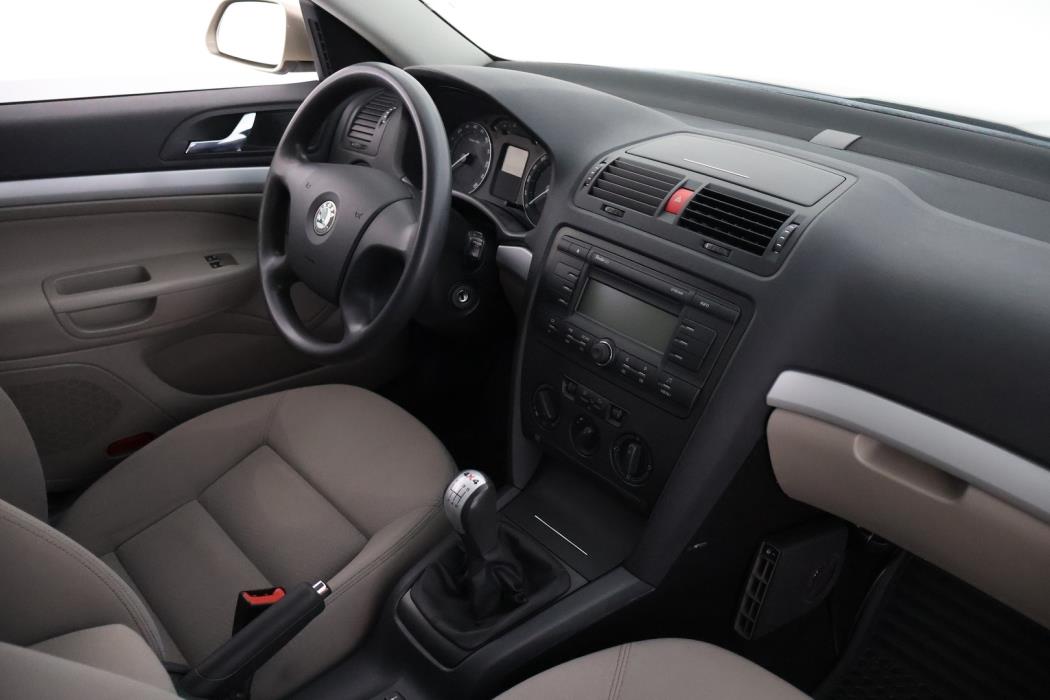 SKODA Octavia 2005