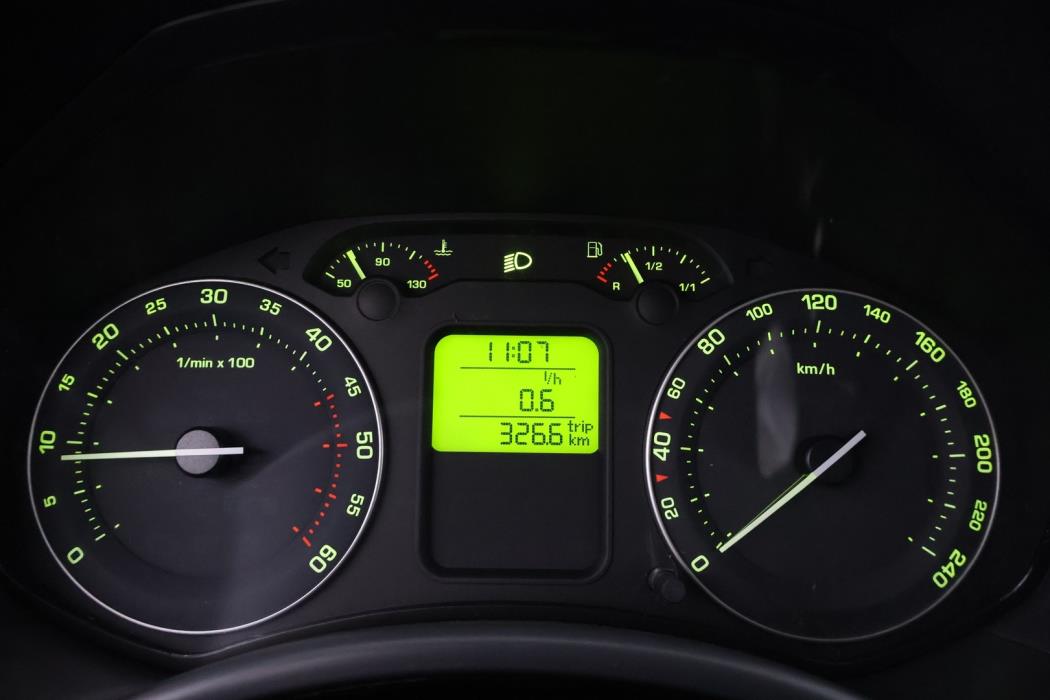 SKODA Octavia 2005