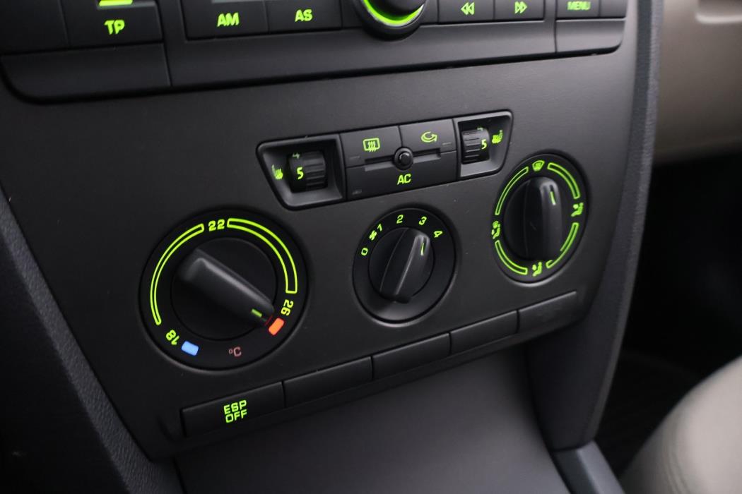 SKODA Octavia 2005
