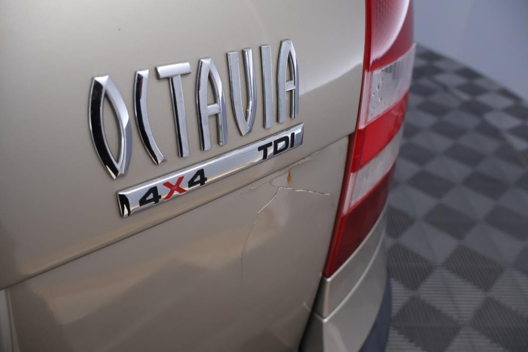 SKODA Octavia 2005