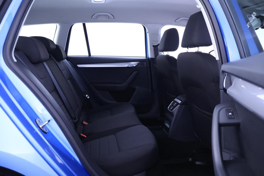 SKODA Octavia 2014