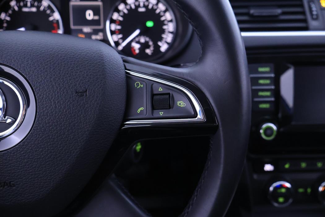 SKODA Octavia 2014