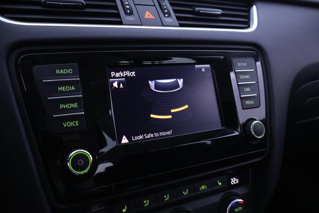 SKODA Octavia 2014