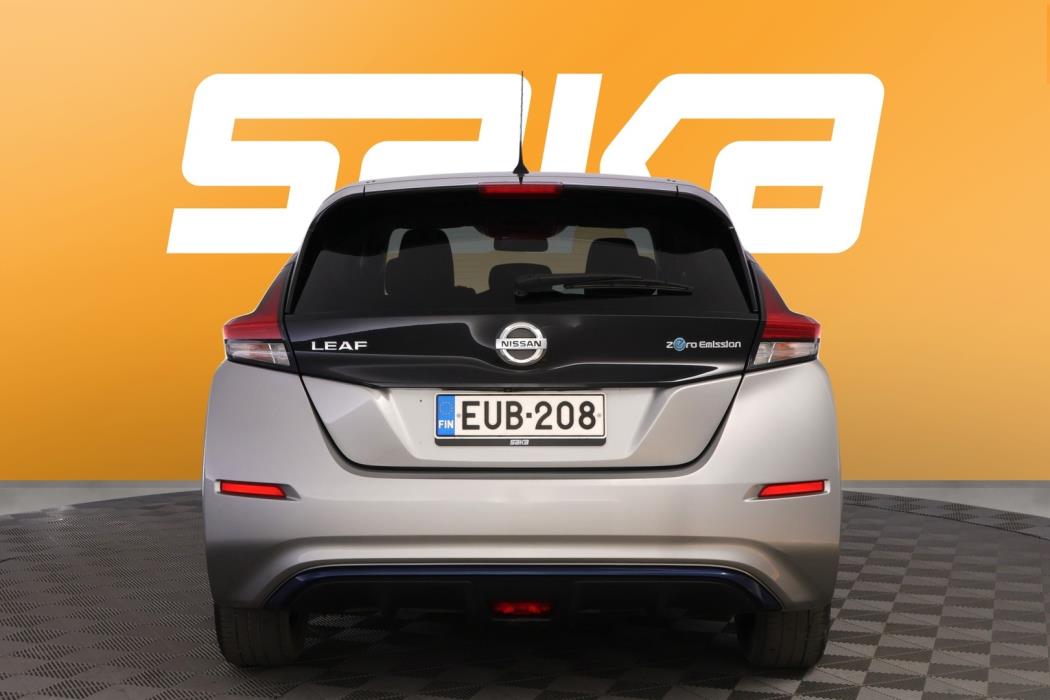 NISSAN Leaf 2020