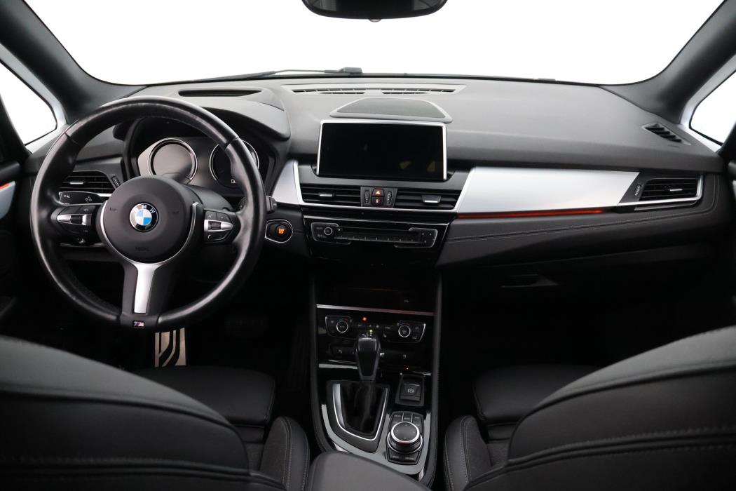 BMW 225 2019