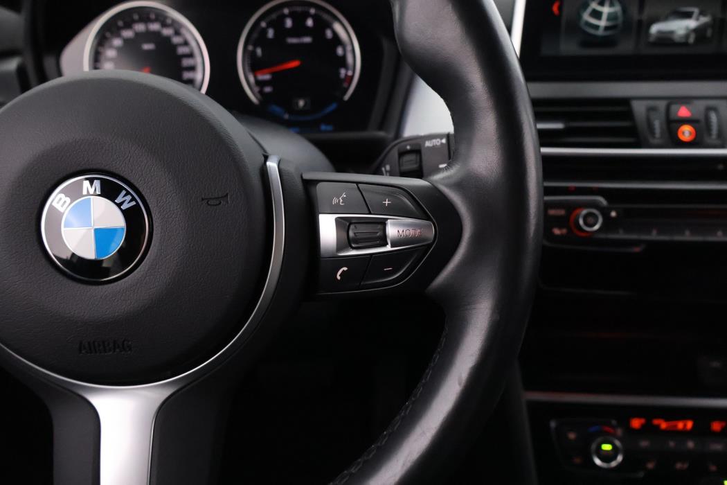BMW 225 2019