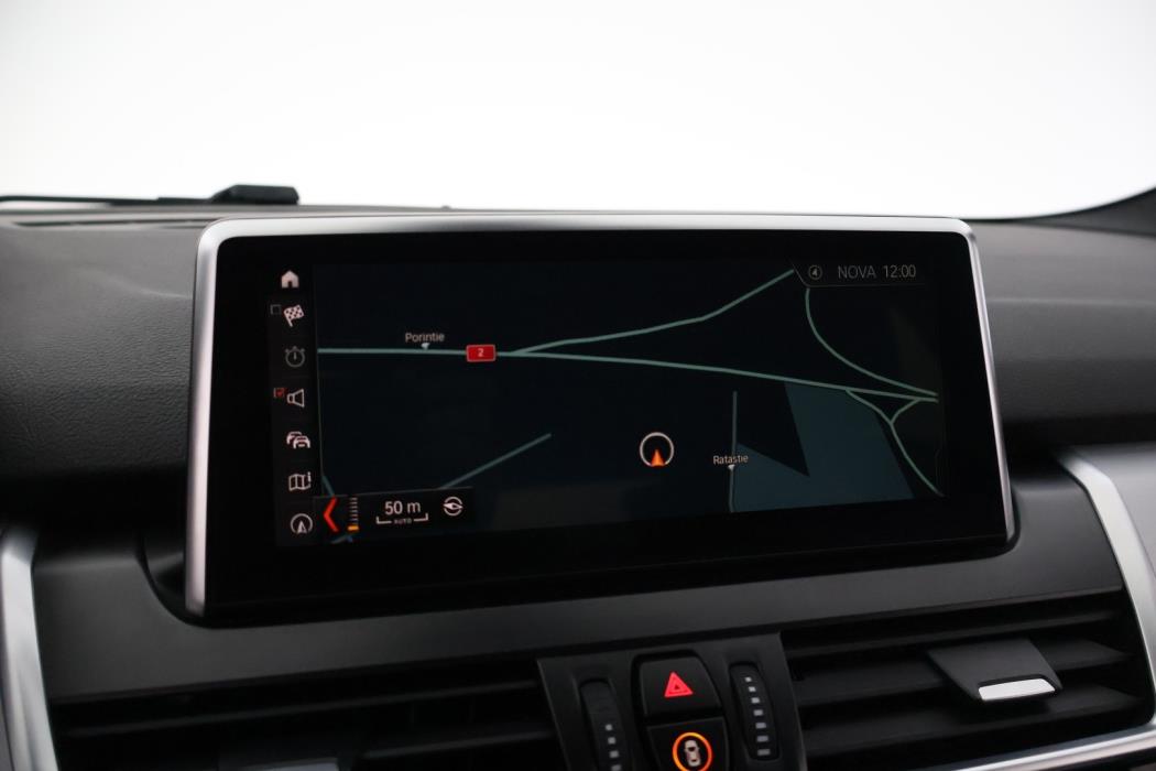 BMW 225 2019