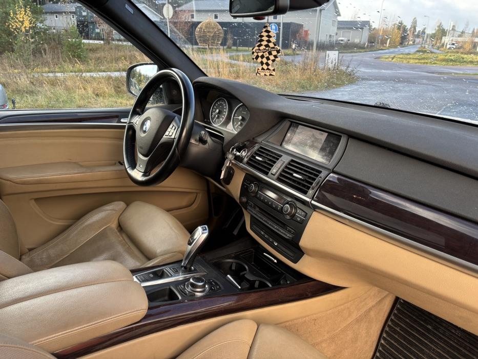 BMW X5 2010