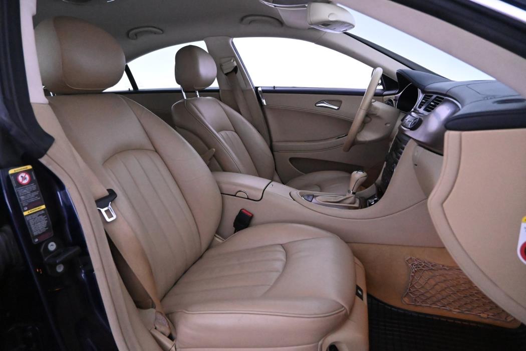 MERCEDES-BENZ CLS 2005