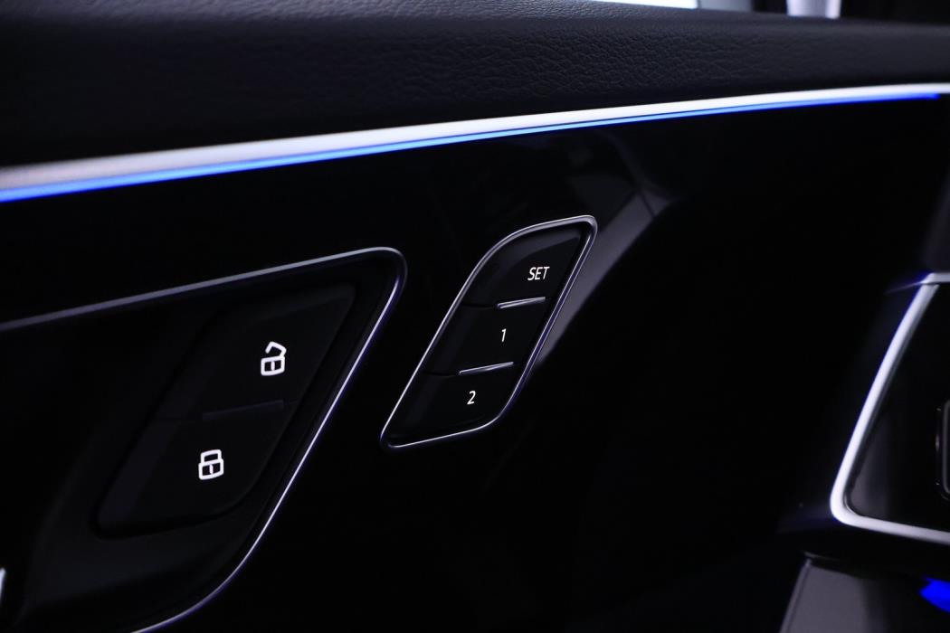 AUDI Q7 2025