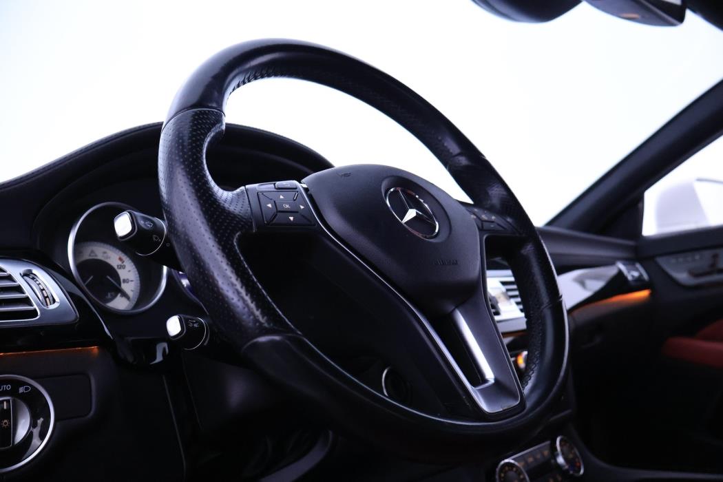 MERCEDES-BENZ CLS 2012