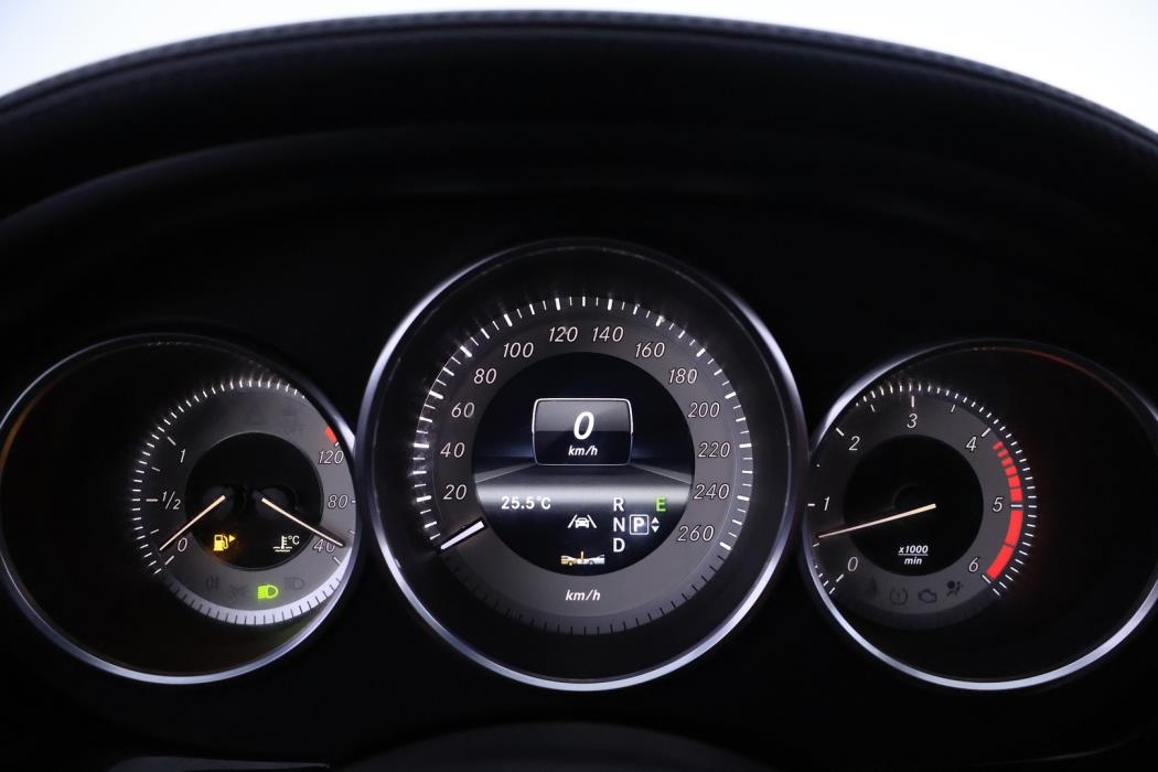 MERCEDES-BENZ CLS 2012