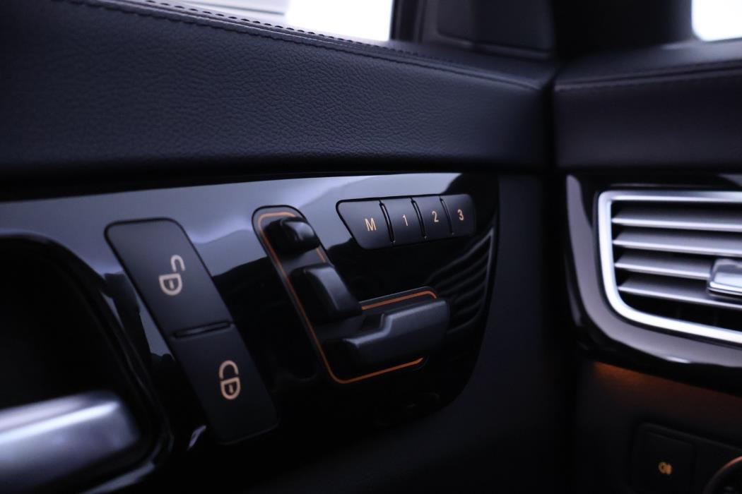 MERCEDES-BENZ CLS 2012