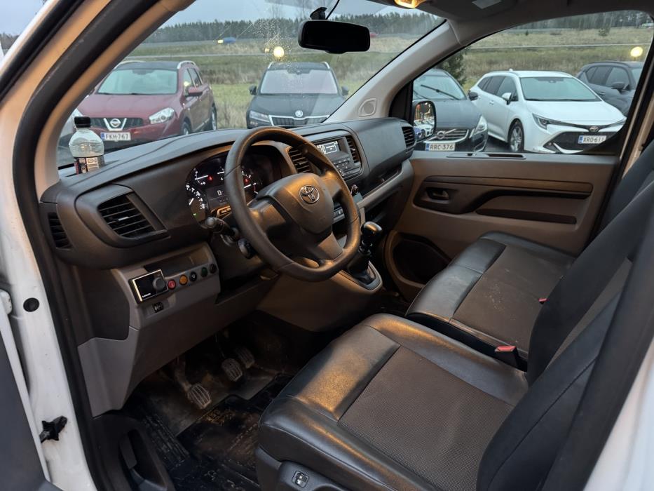 TOYOTA Proace 2018