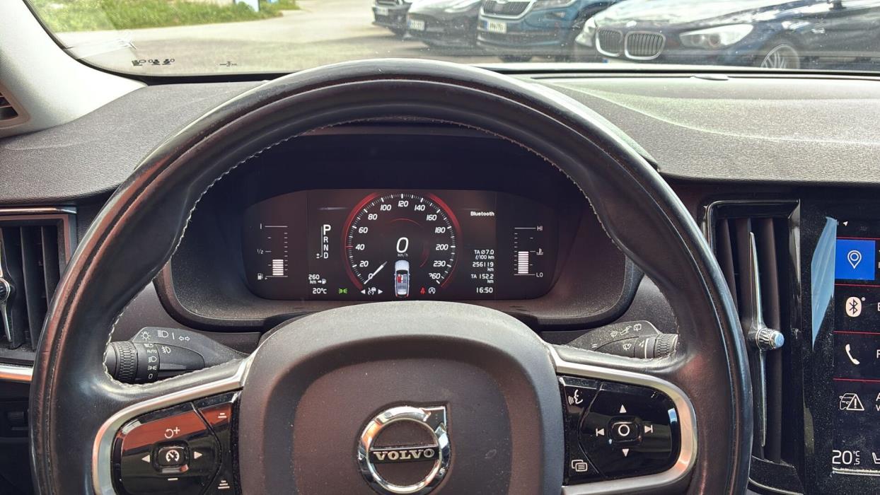 VOLVO V90 2017