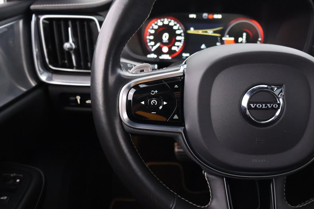 VOLVO S60 2021
