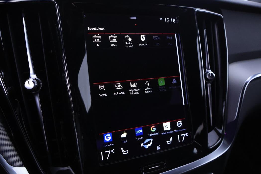 VOLVO V60 2022