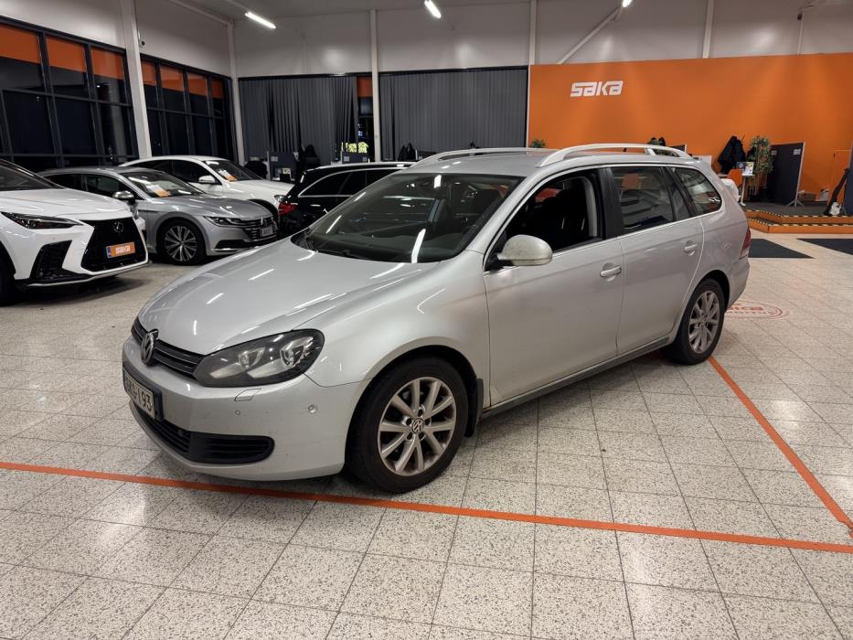 VOLKSWAGEN Golf 2011
