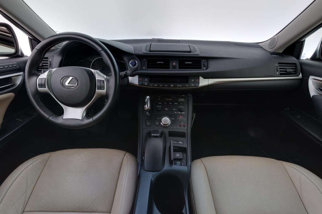 LEXUS CT 2012