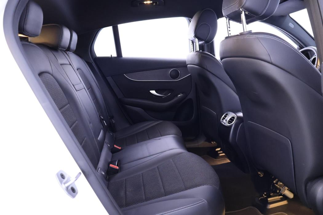 MERCEDES-BENZ GLC 2022