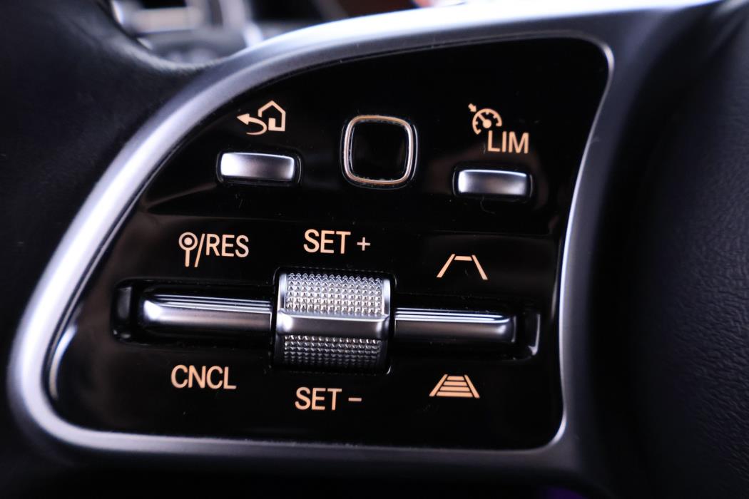 MERCEDES-BENZ GLC 2022