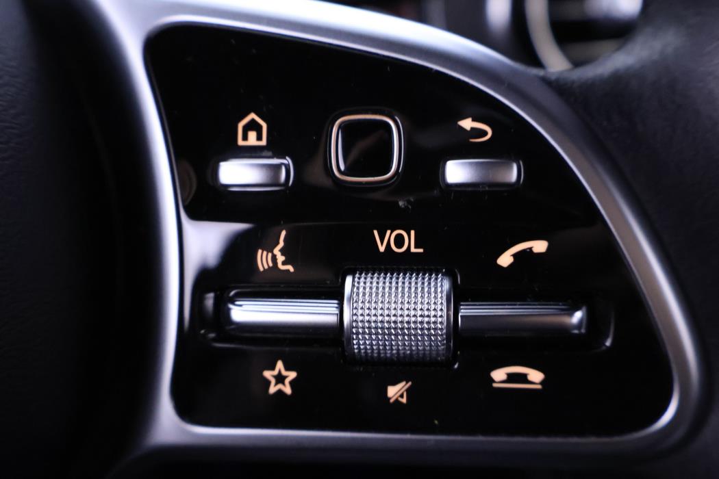 MERCEDES-BENZ GLC 2022