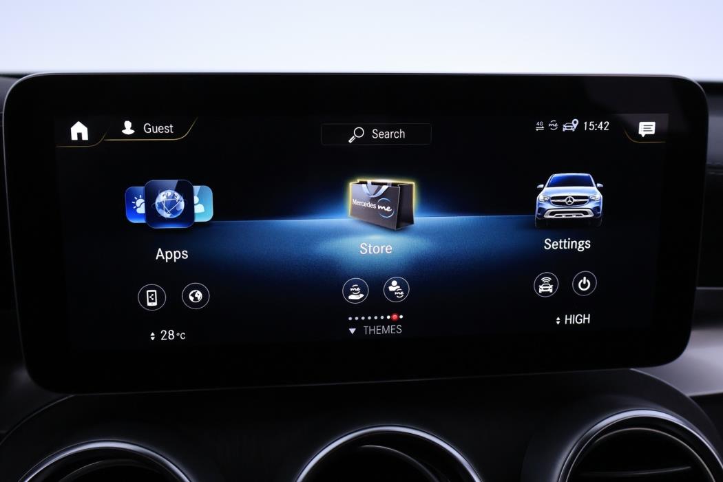 MERCEDES-BENZ GLC 2022