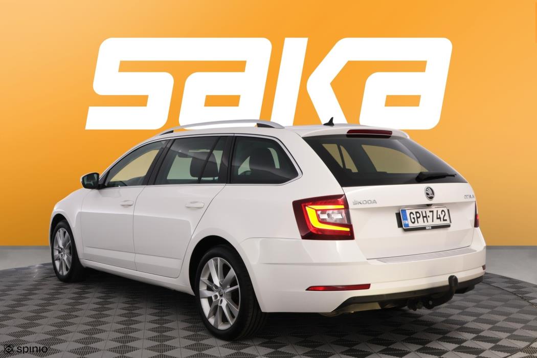 SKODA Octavia 2019