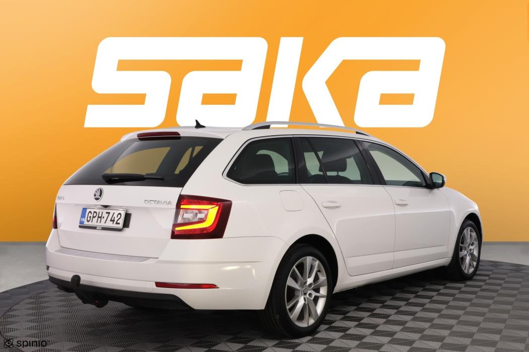 SKODA Octavia 2019