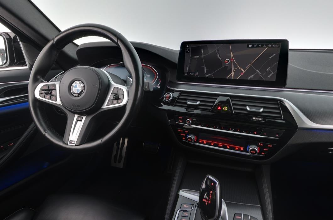 BMW 520 2021