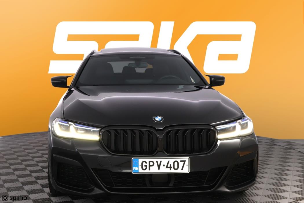 BMW 520 2021