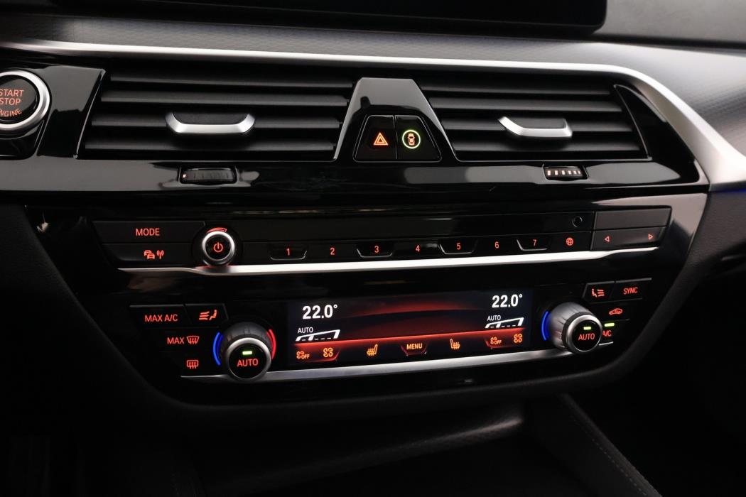 BMW 520 2021