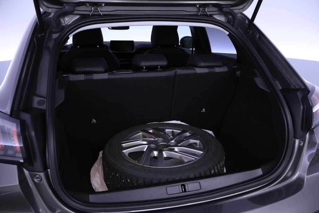 PEUGEOT 208 2021