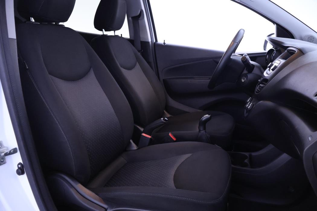 OPEL Karl 2016