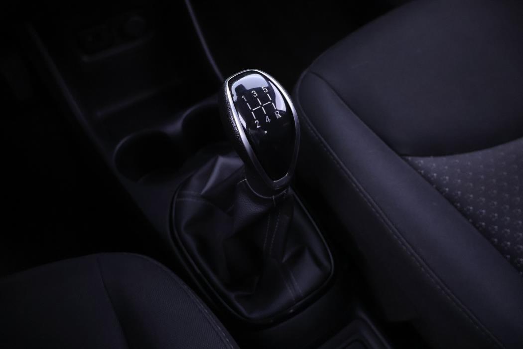 OPEL Karl 2016